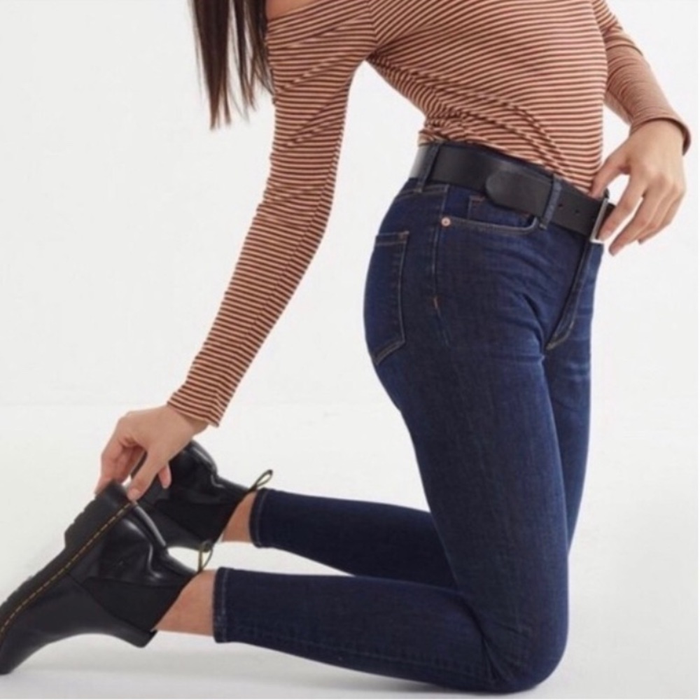 BDG Mid Rise Cigarette Grazer Jeans